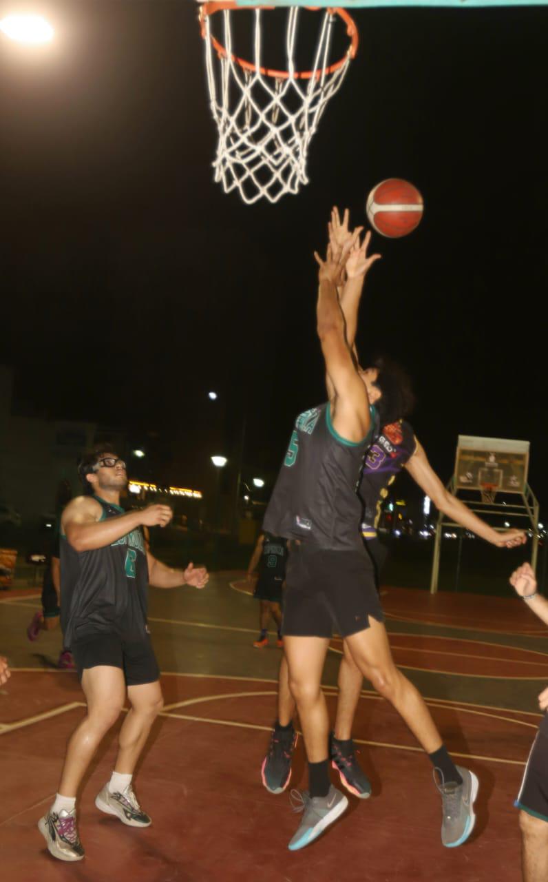 $!Manijas Tímbiri supera a rival en Liga de Básquetbol de Parque Lineal