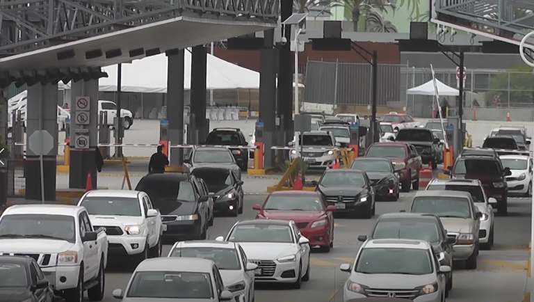 En Baja California, investigan a funcionarios que habrían introducido autos ‘chocolate’ de manera fraudulenta