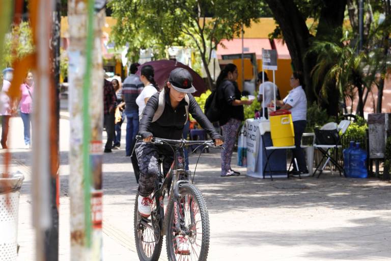 Faltan más ciclovías en Culiacán, y las que hay están desconectadas, advierte urbanista