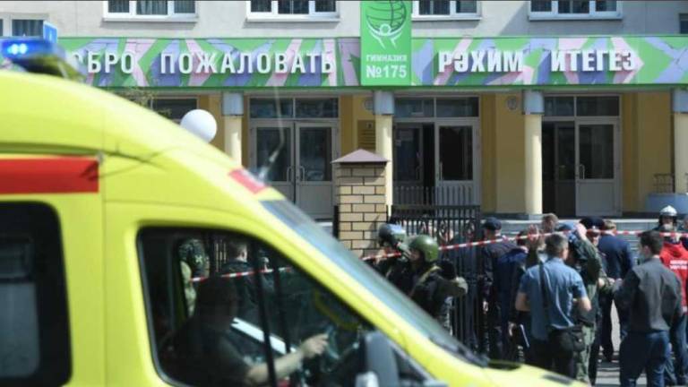 Al menos nueve personas muertas en tiroteo de escuela en ciudad rusa de Kazán