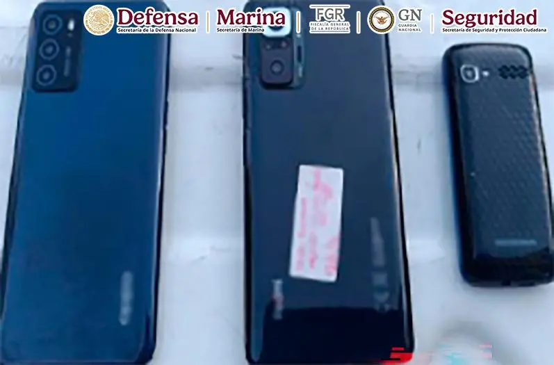 $!Detienen a dos por extorsión en Mazatlán; operaban en el Mercado de Abastos La Yarda