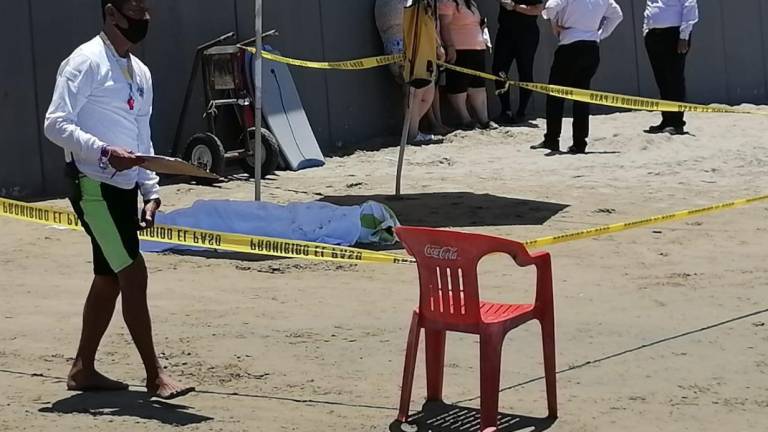 Muere ahogado turista jalisciense en playas de Mazatlán