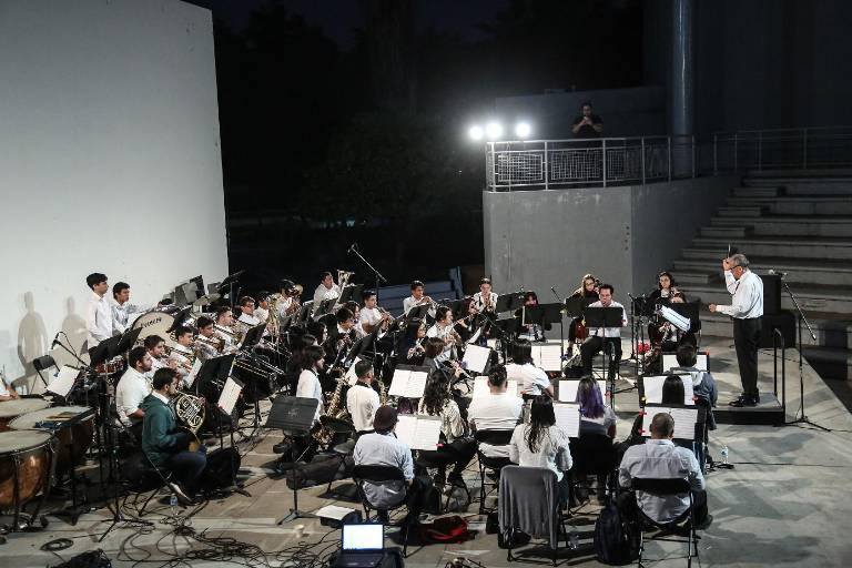 Recibe la Banda Sinfónica Juvenil el Año Nuevo con música celebratoria