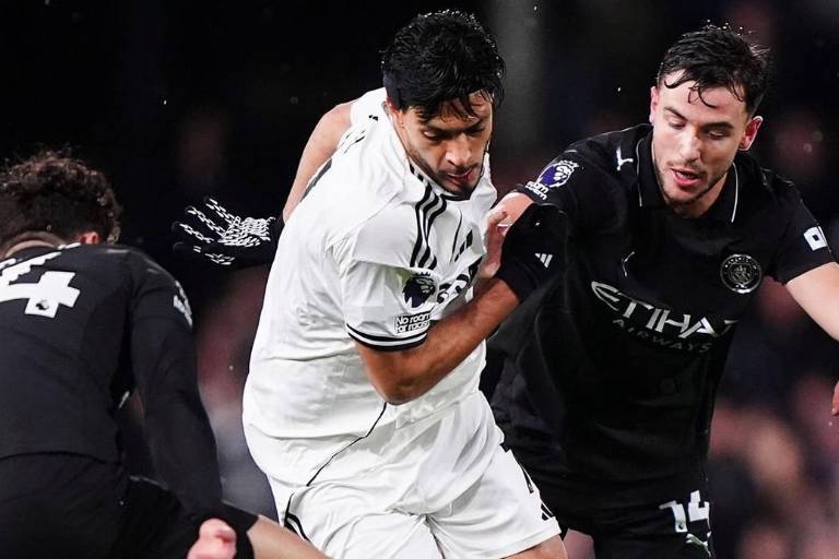 Con Raúl Jiménez de titular, Fulham perdió pero hizo sufrir a Manchester City