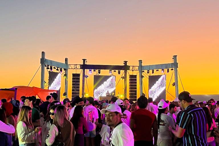 Vive la experiencia del Sunset Paradise en Mazatlán