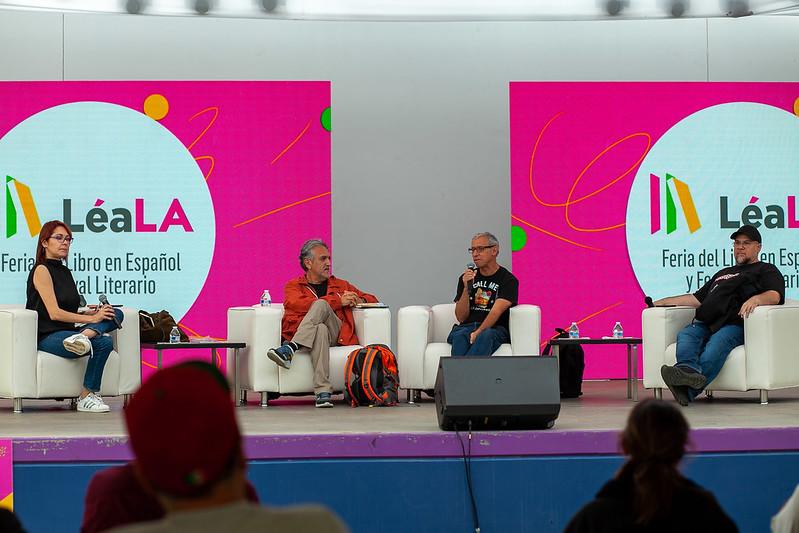 $!Mariana H, Trino, Antonio Malpica y Antonio Ortuño en la charla ‘Somos padres y somos escritores’.