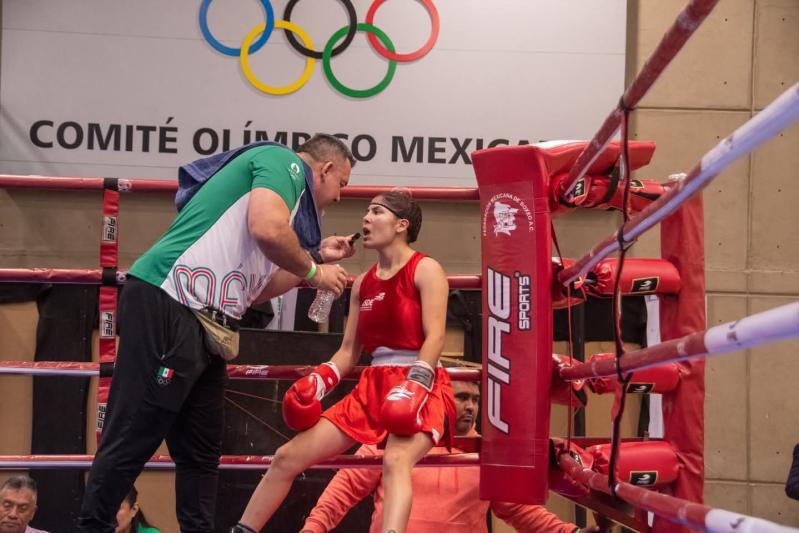 $!Mazatleca Esmeralda Patiño se consagra como la mejor en el Nacional Élite de Boxeo