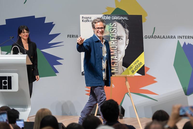 $!El actor compartió su experiencia con los lectores.