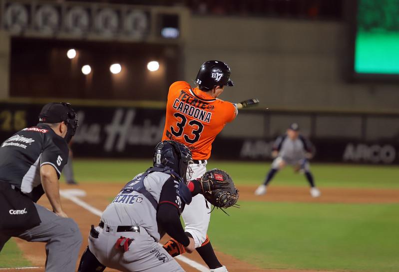 $!Naranjeros pega primero en casa ante Sultanes
