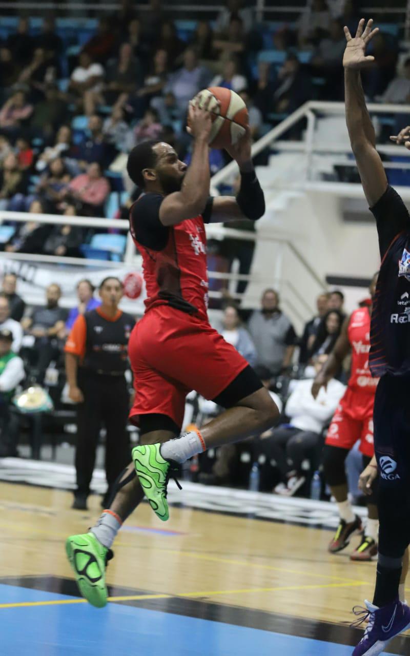 $!¡Por fin llega el primer triunfo en casa para Venados Basketball!