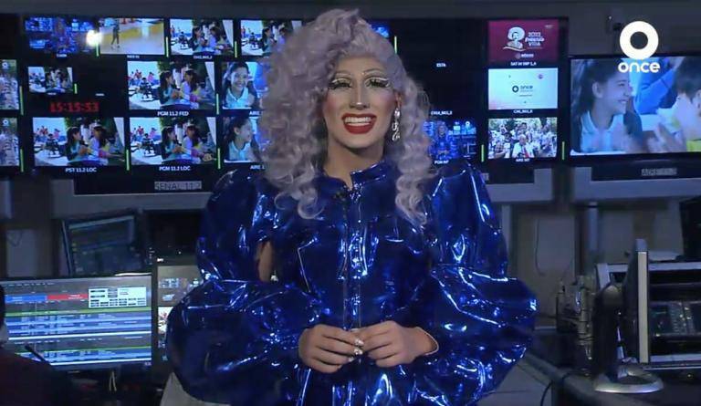 Noticiero en México hace historia al tener primera presentadora Drag... y es de Sinaloa