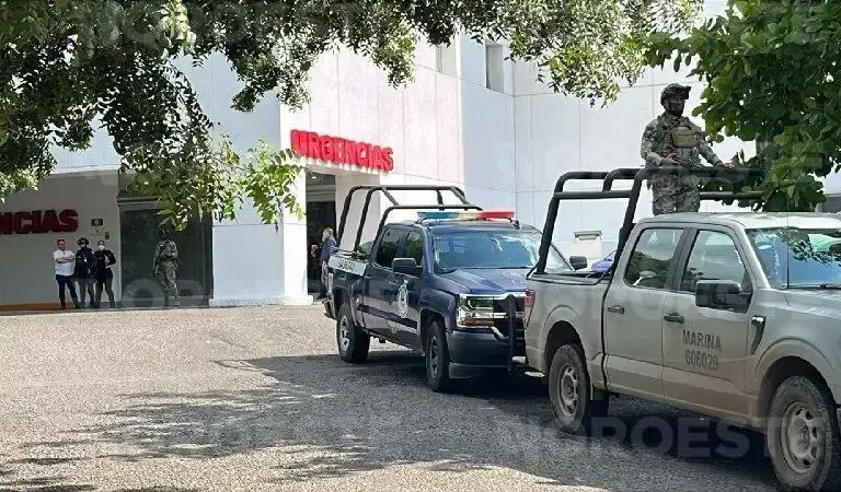 Escolta herido en intento de robo a vehículo con nieta de Rocha será dado de alta