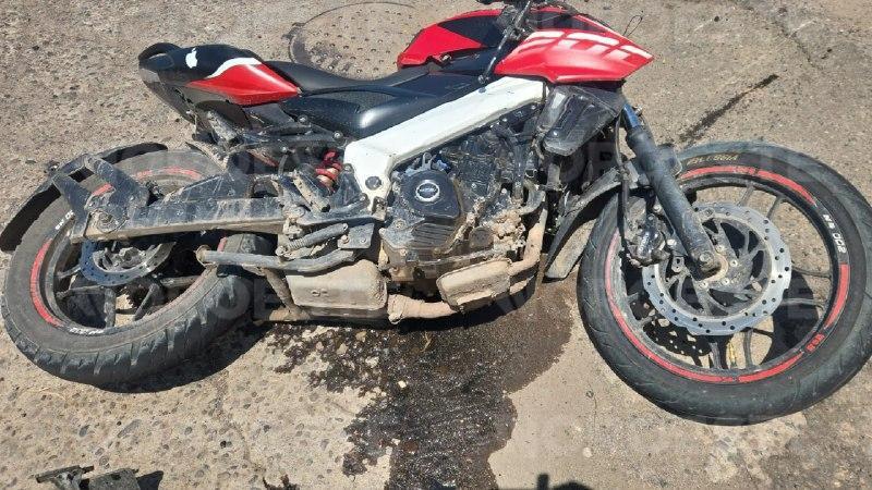$!Choque en la México 15 deja dos heridos; auto termina volcado en El Rosario