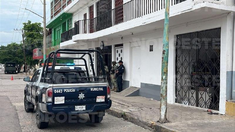 $!Operativo federal cerca hotel en el Centro de Culiacán; esperan orden de cateo