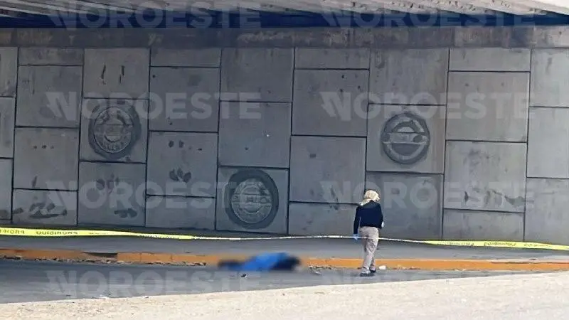 $!Hallan a hombre asesinado a balazos bajo puente de La Costerita, cerca del Aeropuerto de Culiacán