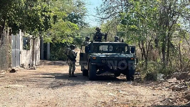 $!Explosiones en La Limita de Itaje: Ejército detona artefactos y desata alarma en Culiacán