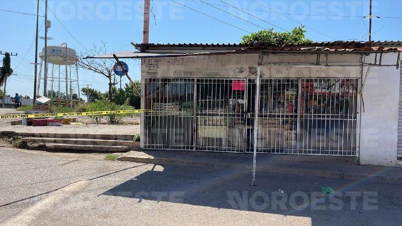 $!Frutería es atacada a balazos en Navolato; no hubo personas lesionadas
