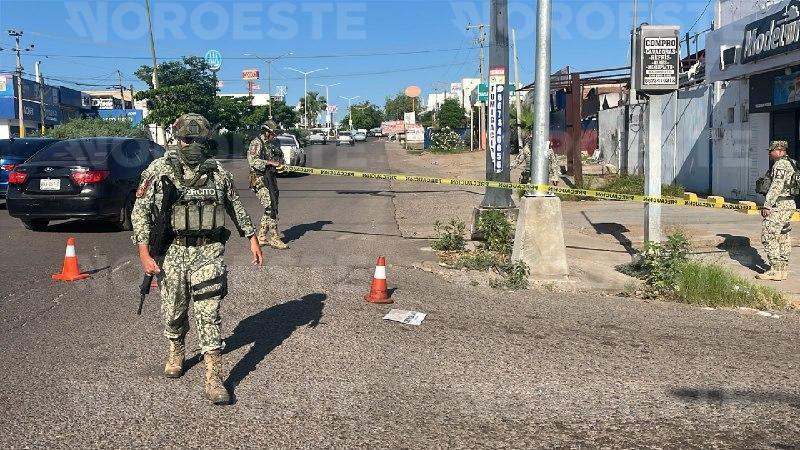 $!Balean expendio cervecero en La Campiña, Culiacán; hallan 10 casquillos en el lugar