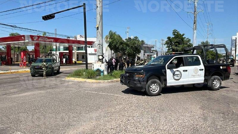 $!Hombre es asesinado en gasolinera de Culiacán; suman dos homicidios en una hora