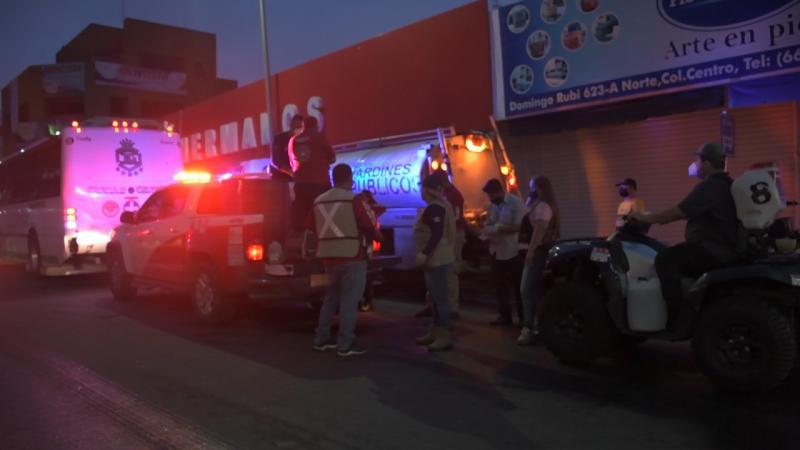 $!Gobierno de Culiacán inicia plan emergente de sanitización; para desinfectar el Centro se utilizarán 15 mil litros de cloro