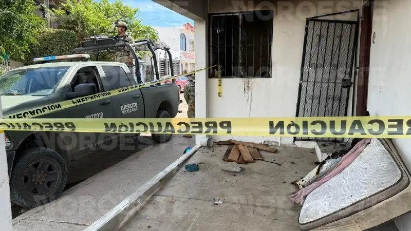 $!Lanzan explosivo contra una vivienda en el Infonavit Jabalíes, en Mazatlán