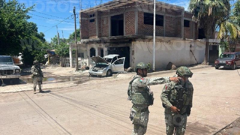 $!Atacan vivienda e incendian vehículo en la colonia 5 de Febrero; suman 7 inmuebles agredidos en Culiacán