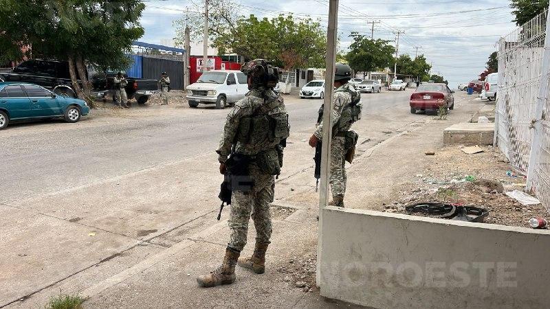 $!Tras persecución, Ejército detiene a joven en la Colonia Felipe Ángeles, al sur de Culiacán