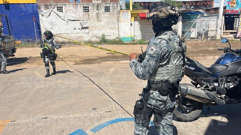 $!Matan a dos hombres a balazos dentro de un autolavado en el fraccionamiento Los Ángeles, Culiacán