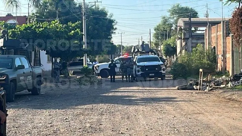 $!¡Iba a trabajar y le dispararon! Atacan a policía en Aguaruto, Culiacán