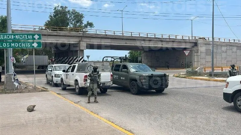 $!Hallan a hombre asesinado a balazos bajo puente de La Costerita, cerca del Aeropuerto de Culiacán