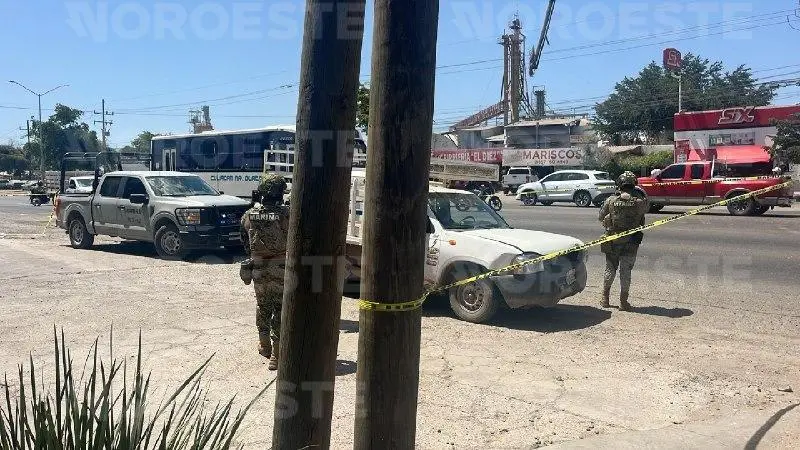 $!Iban a dejar un brincolín y los privan de la libertad en el sector Aeropuerto de Culiacán