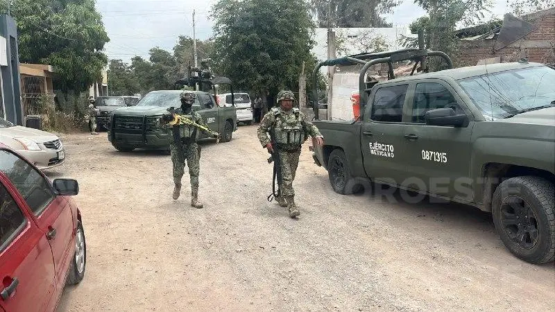 $!Hallan a un hombre y una mujer sin vida en una vivienda en la Colonia 8 de Febrero, en Culiacán
