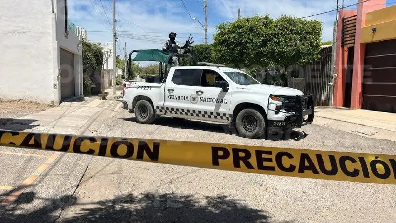 $!Asesinan a dos hombres en la colonia Riveras de Tamazula, en Culiacán