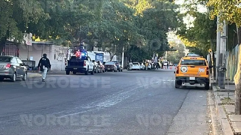 $!Fuga de nitrógeno en Culiacán moviliza a cuerpos de emergencia en la colonia Antonio Rosales