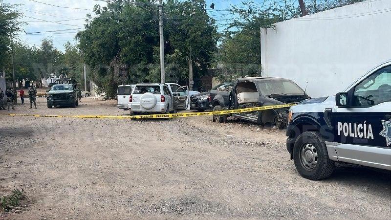 $!Riña entre conductores en la Lombardo Toledano deja dos detenidos y dos vehículos siniestrados, en Culiacán
