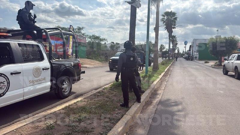 $!Persecución y tiroteo deja un detenido y operativo en Urbivilla del Cedro, en Culiacán