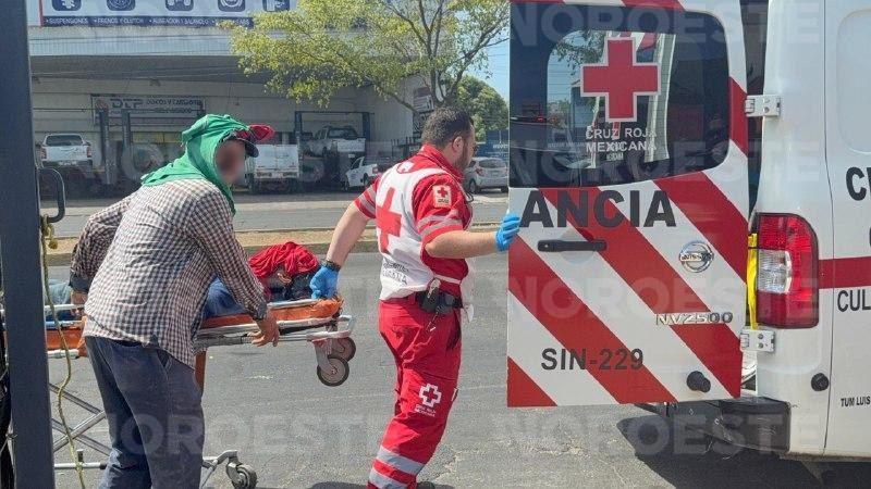 $!Dos trabajadores resultan heridos tras caída en obra en construcción del Centro Sinaloa en Culiacán