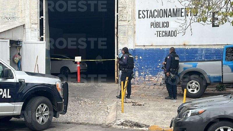 $!Asesinan a balazos a un hombre frente al Hospital Pediátrico en Culiacán