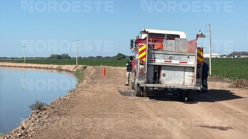 $!Localizan sin vida a un hombre flotando en canal de riego en Lo de Sauceda, Navolato