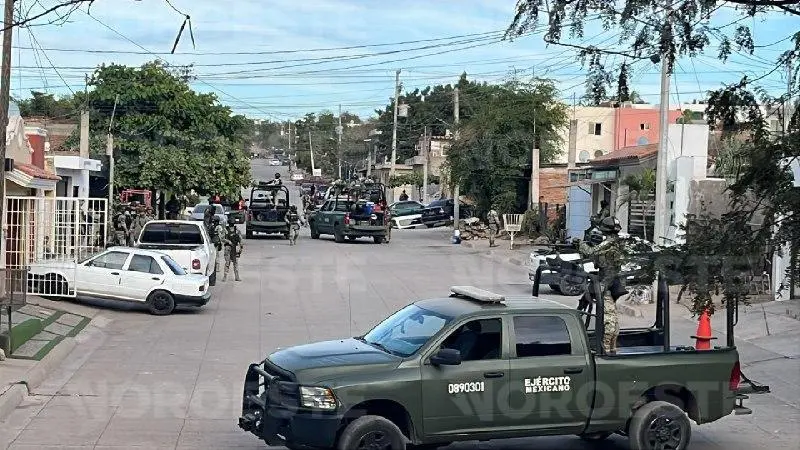$!Detienen a un hombre tras operativo militar en la colonia Esthela Ortiz, en Culiacán