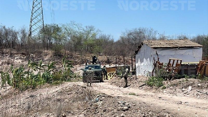 $!Hallan a hombre asesinado a balazos en la colonia Bicentenario, cerca del Basurón de Culiacán