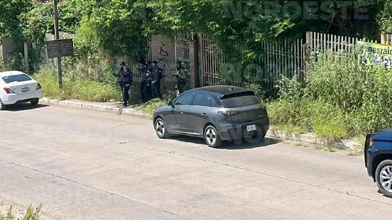 $!Dos días después, localizan abandonado el auto de joven desaparecido en Culiacán