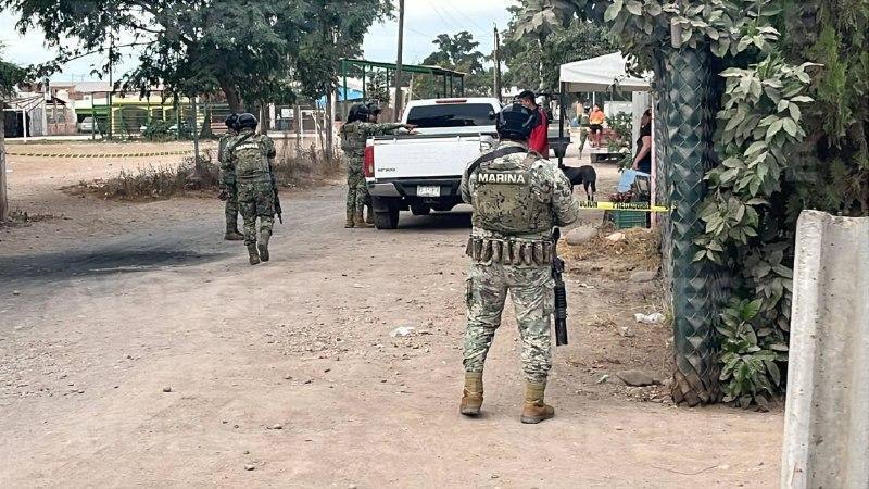 $!Asesinan a balazos a Comisaria de Bachigualatito y hieren a su hermano, en Culiacán