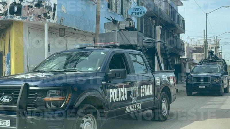 $!Aseguran camioneta SUV tras operativo por disparos en Villa Juárez, Navolato