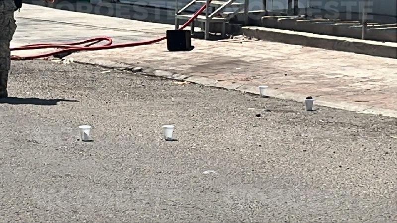 $!Balean e incendian gimnasio en el Fovissste Humaya, al norte de Culiacán