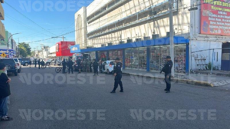 $!Ataque armado en el centro de Culiacán deja a dos personas heridas de bala