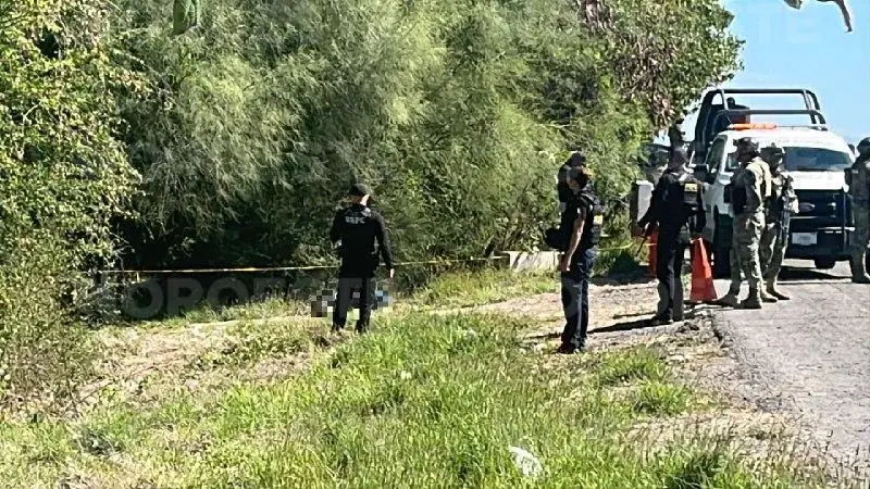 $!Localizan a un hombre asesinado en la ‘La Costera’, en Navolato