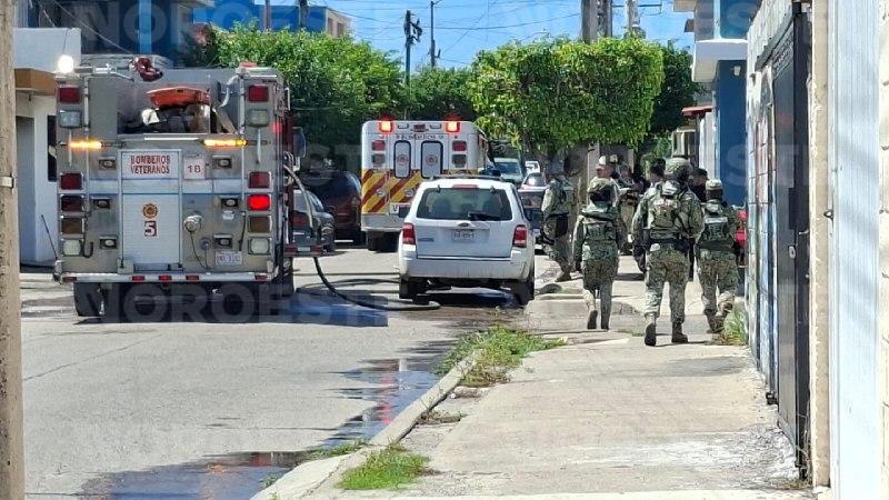 $!Lanzan explosivo contra una vivienda en el Infonavit Jabalíes, en Mazatlán