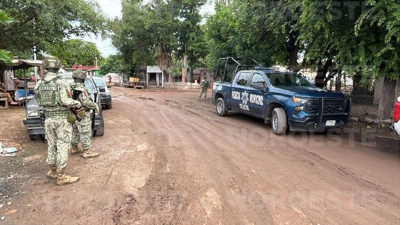 $!Hallan a dos hombres sin vida en la colonia El Ranchito, al sur de Culiacán