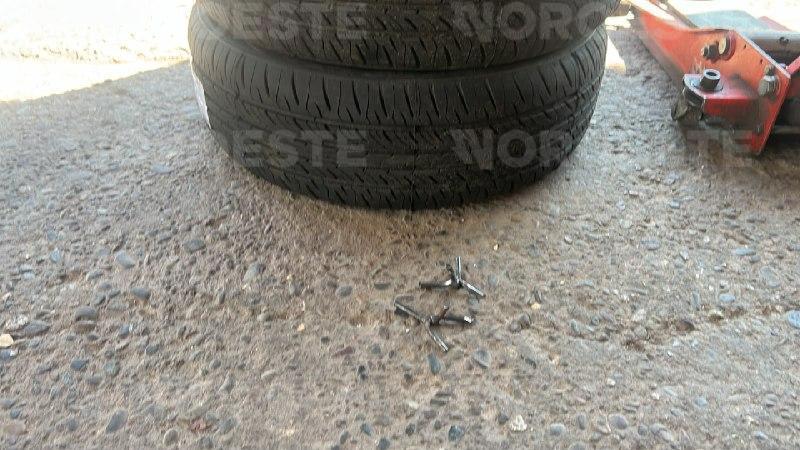 $!Dañan patrulla de la Policía Municipal y auto particular tras persecución al sur de Culiacán